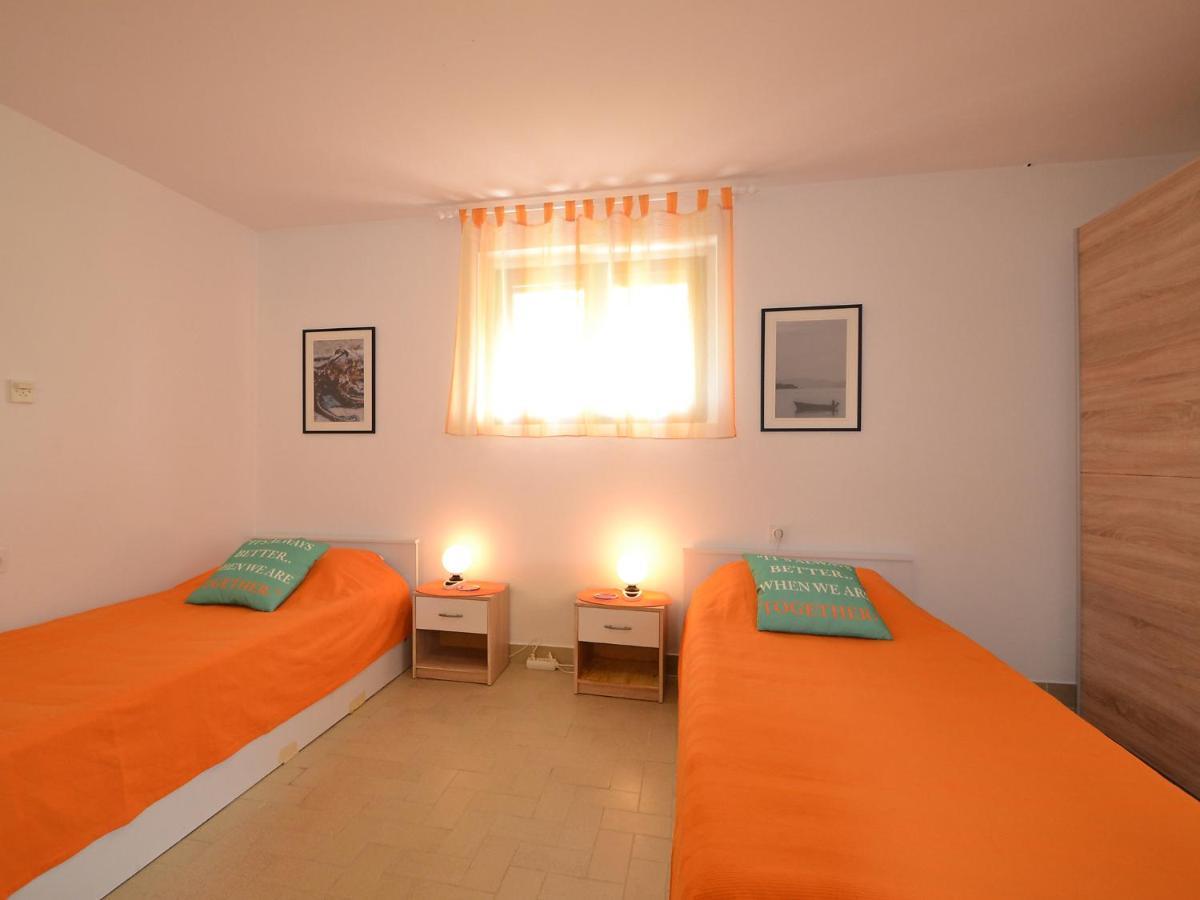 Apartment Maras-1 By Interhome Diklo Εξωτερικό φωτογραφία