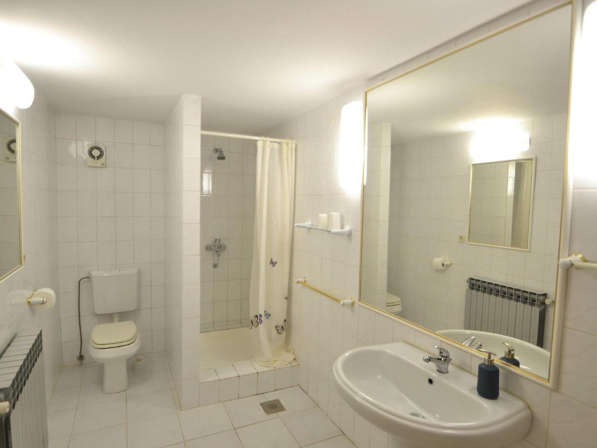 Apartment Maras-1 By Interhome Diklo Εξωτερικό φωτογραφία