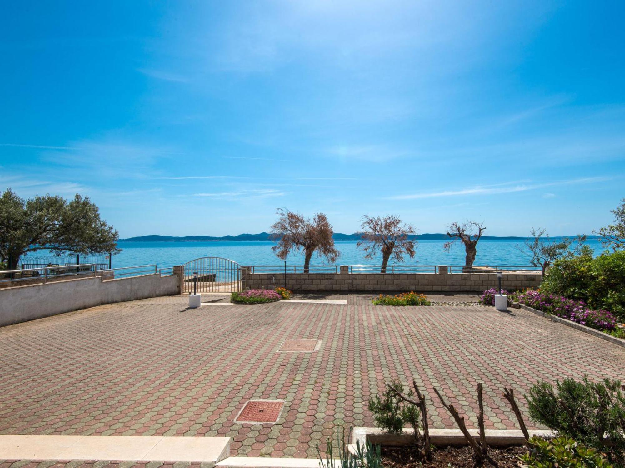 Apartment Maras-1 By Interhome Diklo Εξωτερικό φωτογραφία