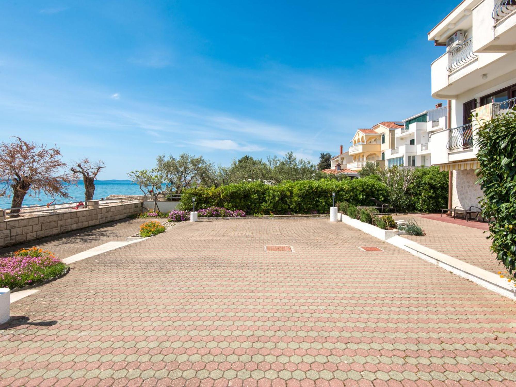 Apartment Maras-1 By Interhome Diklo Εξωτερικό φωτογραφία