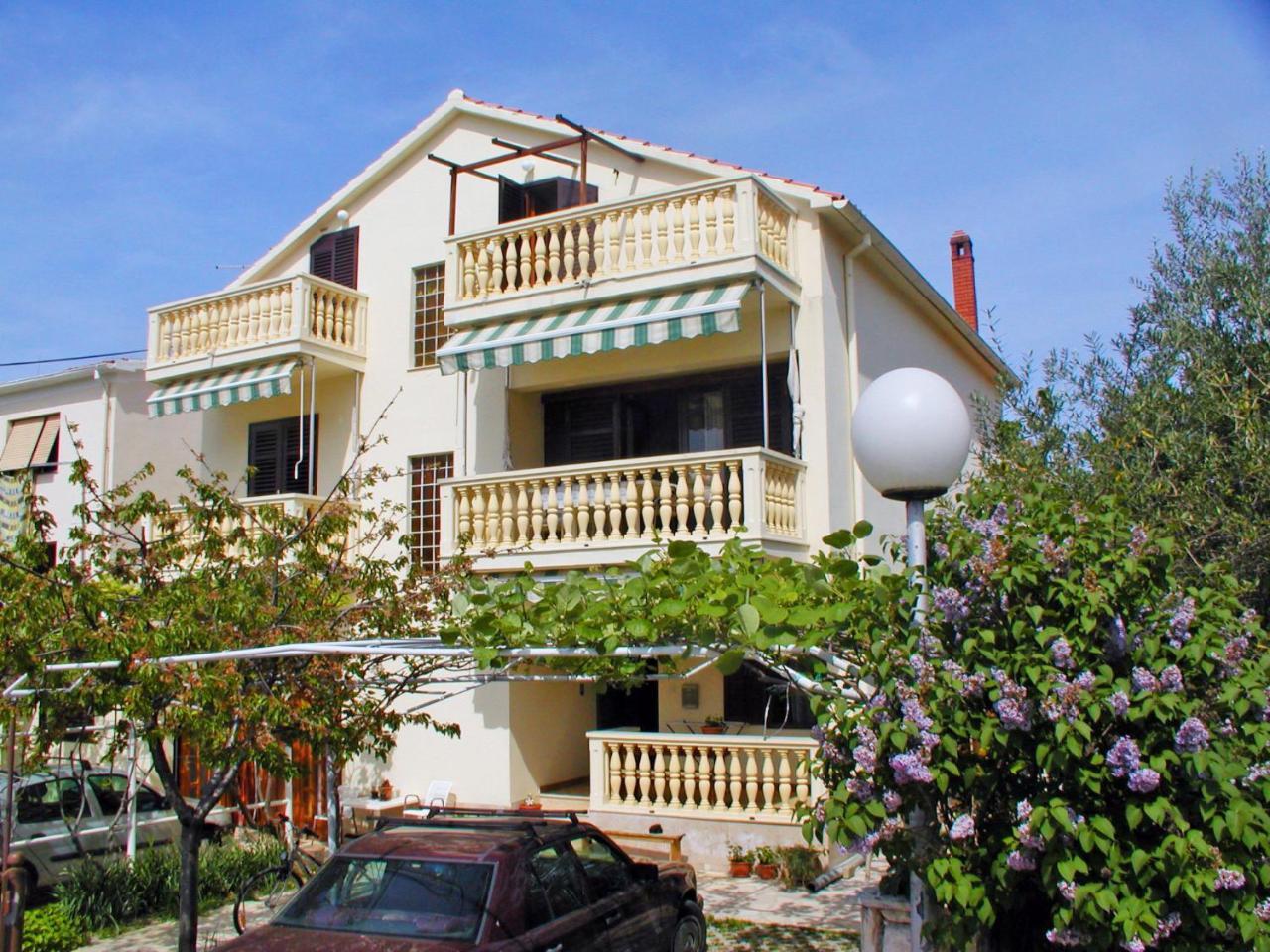 Apartment Maras-1 By Interhome Diklo Εξωτερικό φωτογραφία
