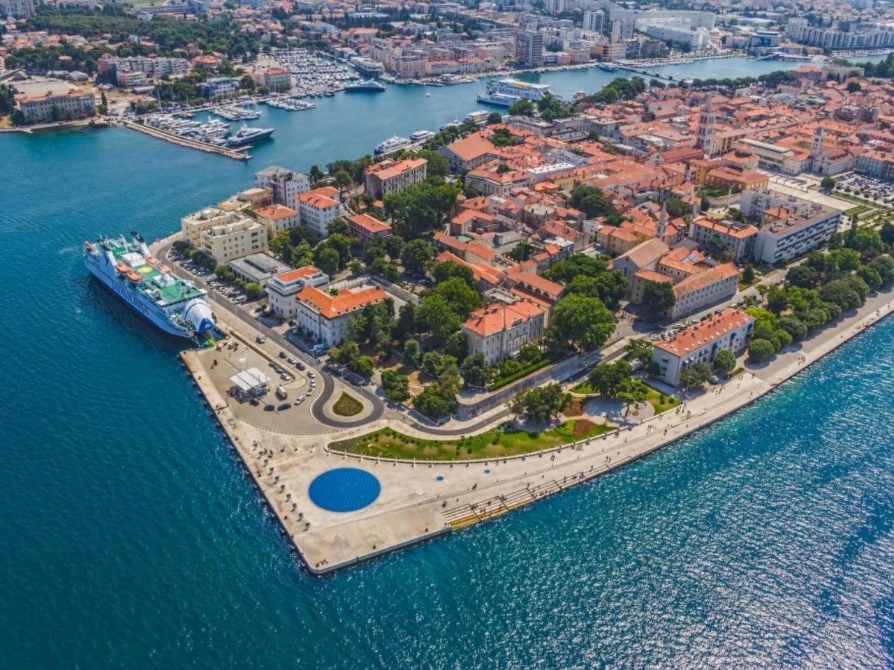 Apartment Maras-1 By Interhome Diklo Εξωτερικό φωτογραφία