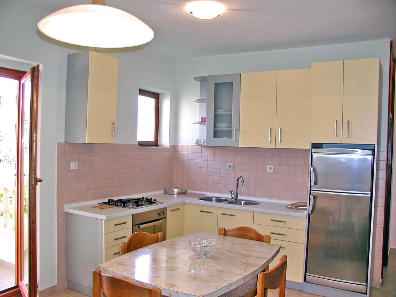 Apartment Maras-1 By Interhome Diklo Εξωτερικό φωτογραφία